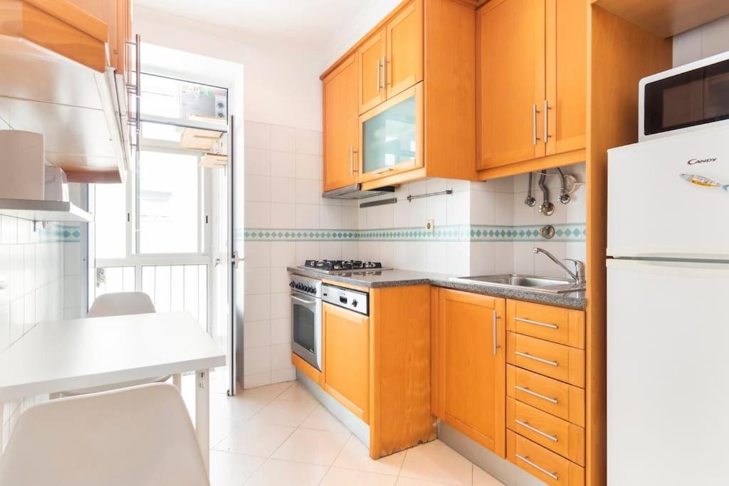 Spacious Apartment Near Saldanha Lisboa Exteriér fotografie